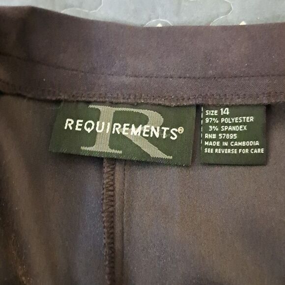 Requirements Purple pants size 14 - Picture 3 of 5